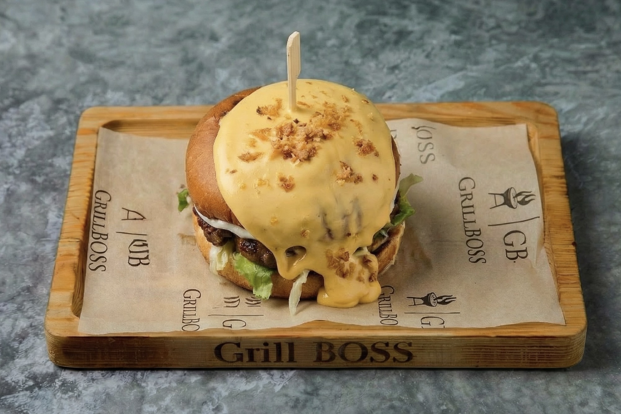 Сырный бургер