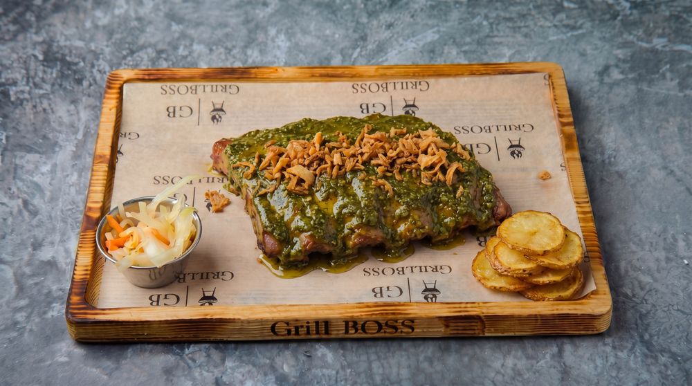 Pork ribs in chimichurri sauce