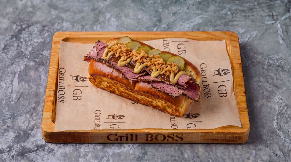 Pastrami Hot Dog